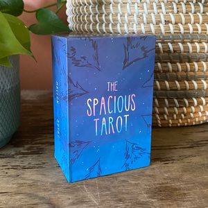 The Spacious Tarot Deck